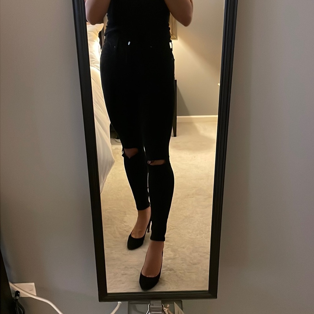 Topshop Jamie Skinny Jean with Distressed Knees